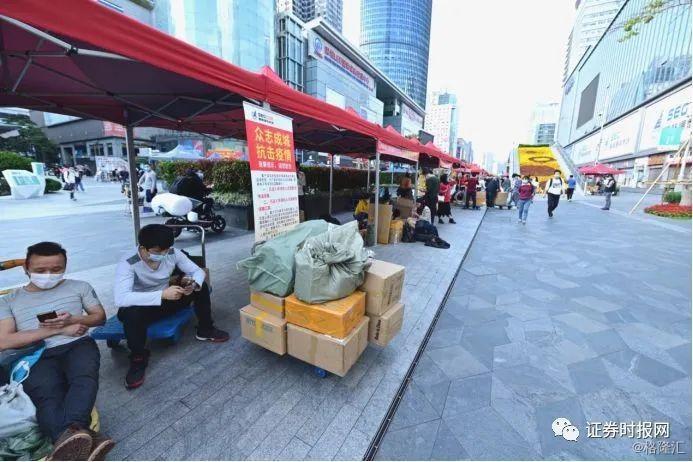 实探深圳华强北：小巷道里交易场面热闹，能忙的已经忙起来了