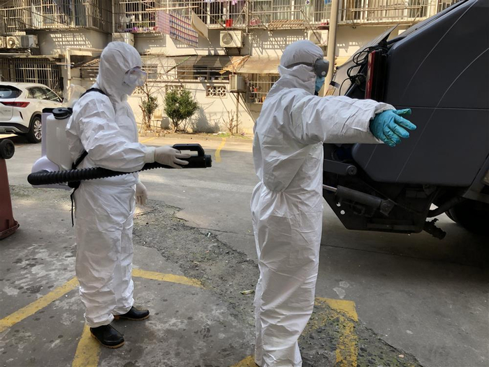  全部收运完毕后进行全身消毒