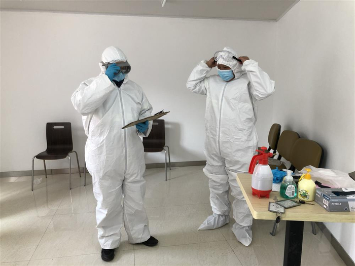  出车前“全副武装”准备