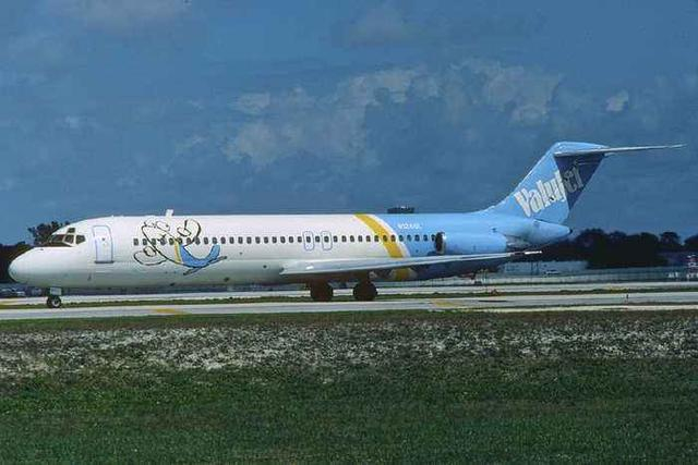 违规载氧气瓶酿惨案，回顾瓦卢杰航空592航班1996.5.11迈阿密空难