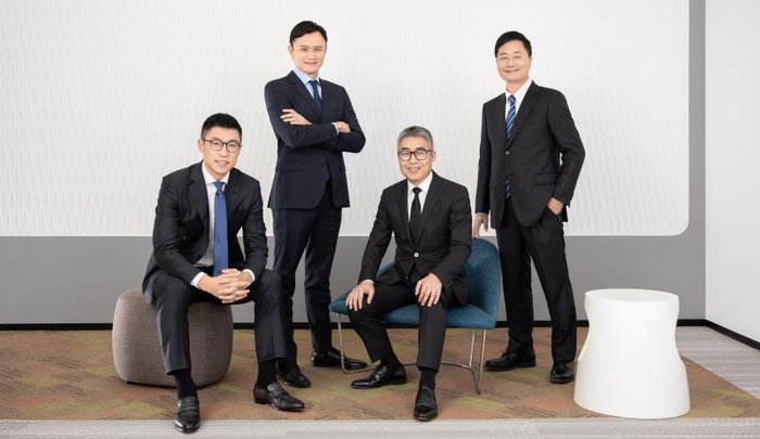 CMC资本的核心管理团队，从左至右依次为陈弦、李伟才、黎瑞刚、李川。