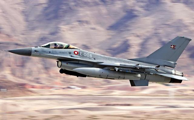 ▲丹麦皇家空军的F-16战斗机