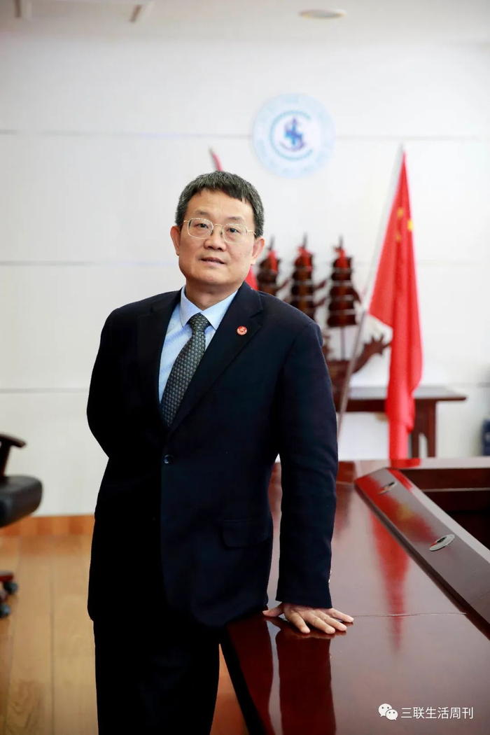 上海市公卫中心党委书记卢洪洲