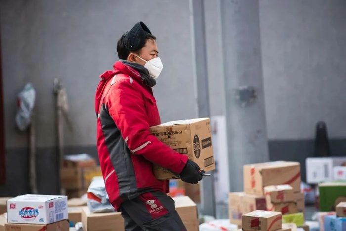 深夜无聊如何解闷？_可空降直播平台省70%等待时间