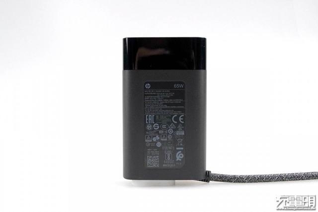 惠普推出65W充电器，为笔记本而准备，Typc-C接口，分体式设计