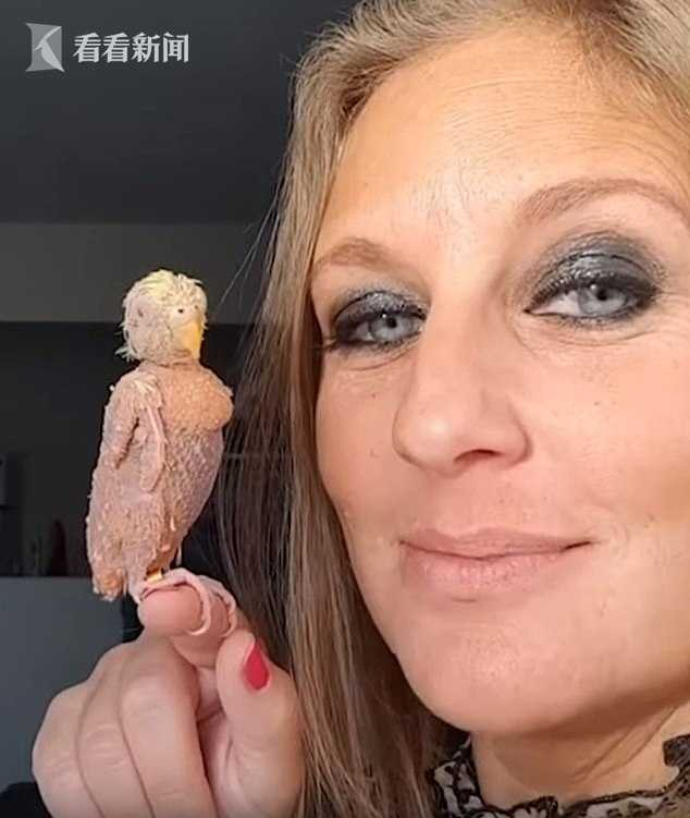 纳德拉·本纳尔斯