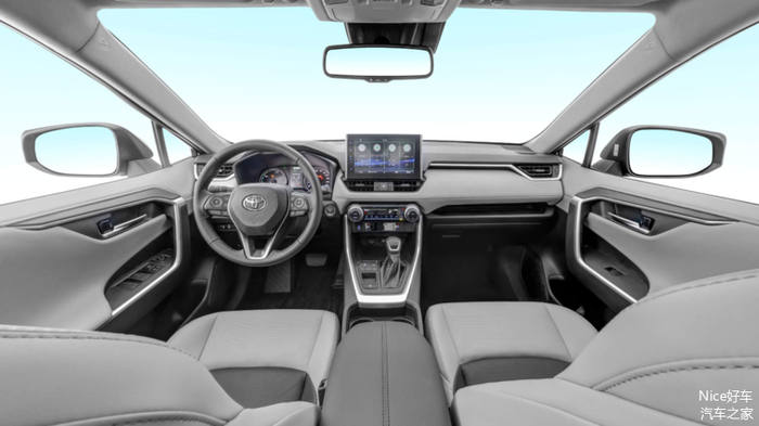 想要大屏幕和皮椅，得买豪华型才行