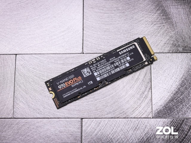 NVMe SSD 970EVO Plus