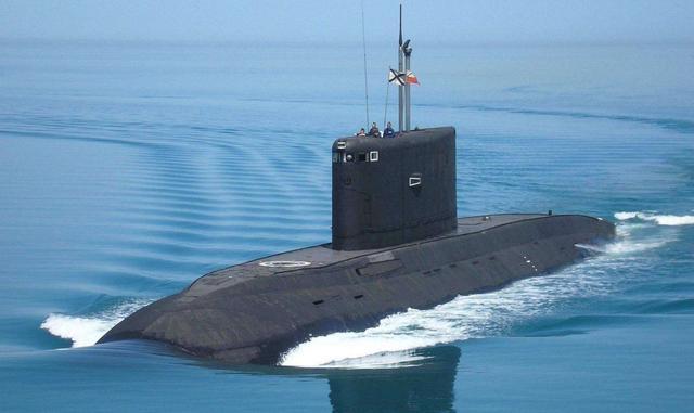 中国武器的绝对“拥趸”！宁要S-26T潜艇，不要俄“基洛”级潜艇