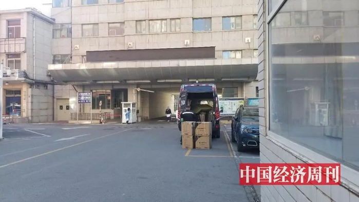  2月4日上午，复兴医院北门 《中国经济周刊》记者 陈惟杉 | 摄