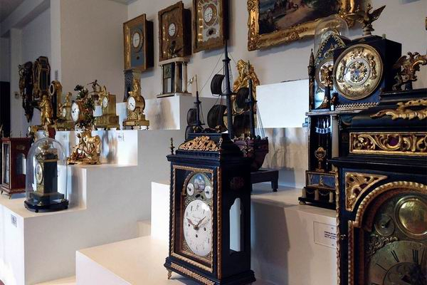 克罗地亚萨格勒布工艺美术博物馆展厅