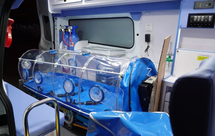 救护车内部