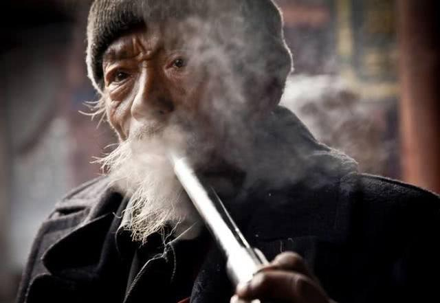 吸烟多年的老烟民，如果戒烟肺功能还会恢复如初吗？告诉你答案|肺部|肺癌_新浪新闻