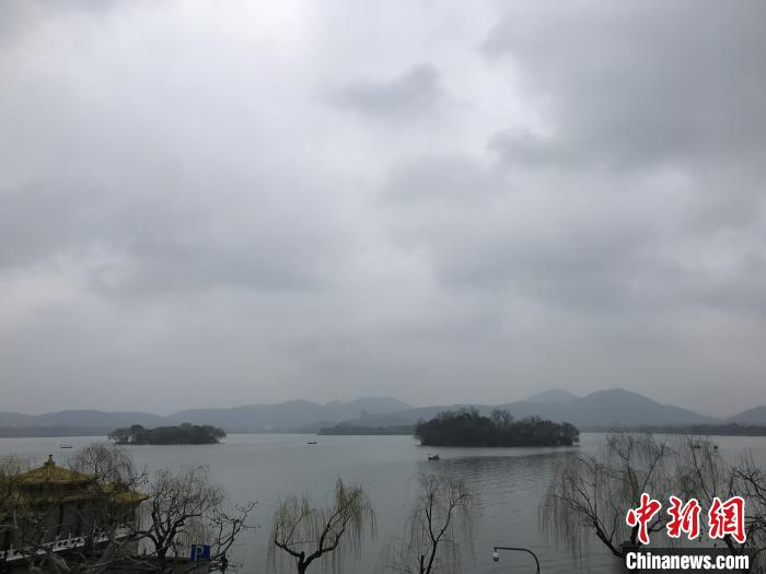 图为今日西湖美景 江杨烨 摄