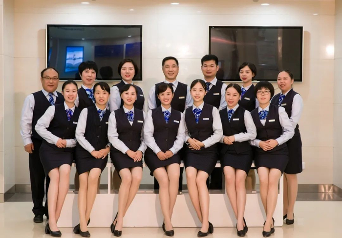 ▲ 怀化金海支行集体照