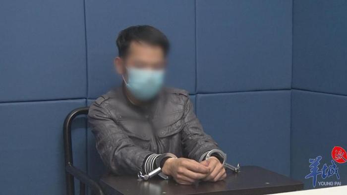 一男子在微信圈卖口罩诈骗30万元，全部用于网络赌博输光