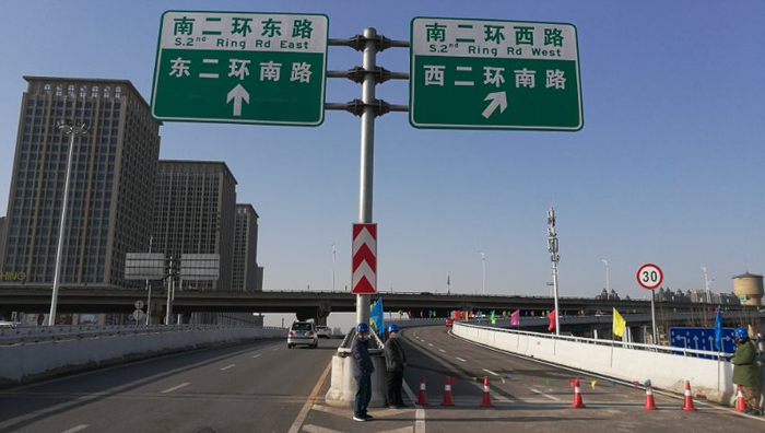 　　石家庄市新火车站南二环立交北向西匝道工程。 长城新媒体记者 刘潇 摄