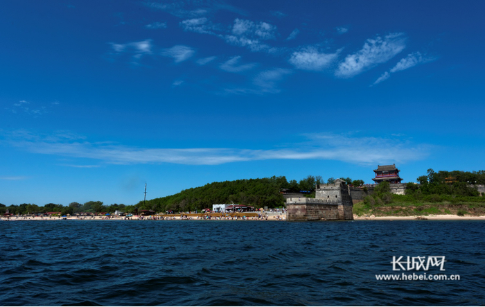 海上龙头。周军 摄