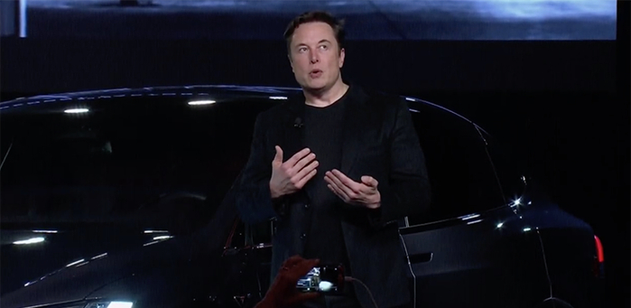 ▲马斯克在Model Y发布现场