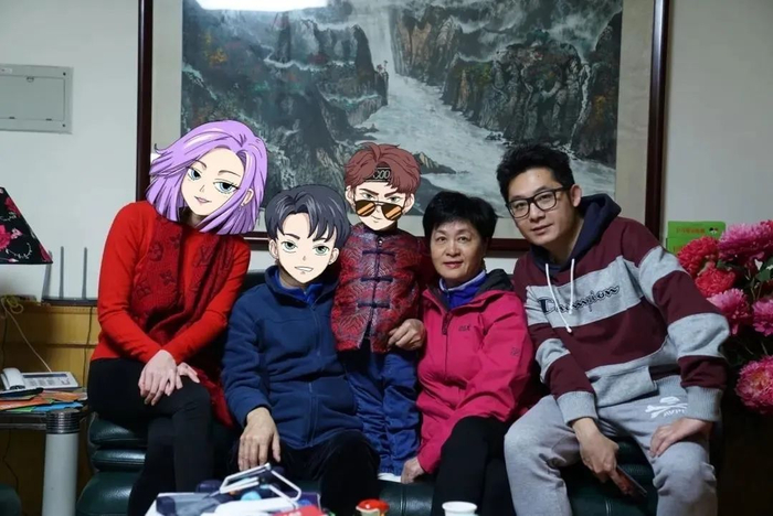 大年初一的“全家福”，未曾想这竟成了2020年新春唯一一次家人合影。
