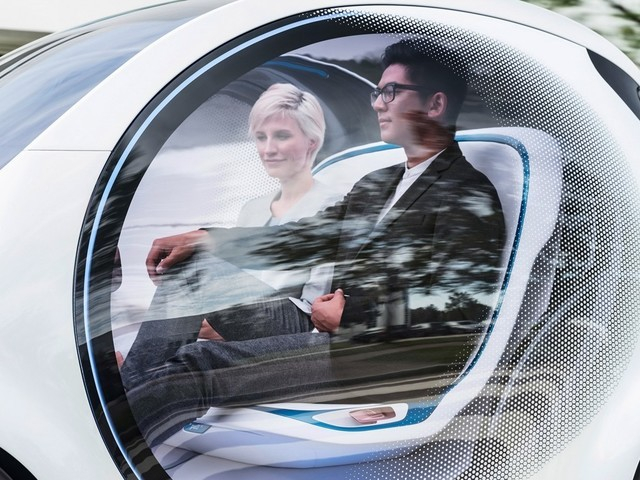 自动驾驶（图片来自www.ivsky.com）