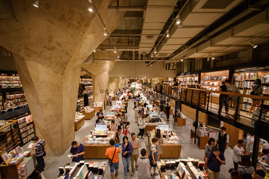 　　成都太古里方所书店内景。视觉中国供图