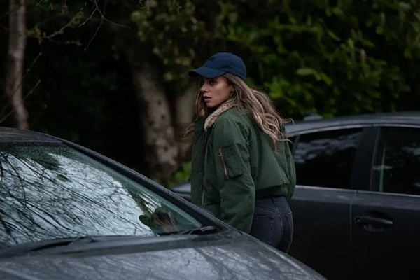 《陌生人》剧照