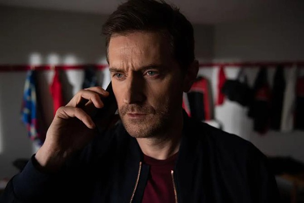 《陌生人》剧照