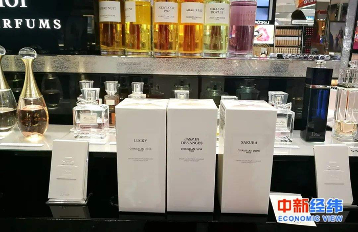 ▲北京某商城迪奥专柜的洗手液