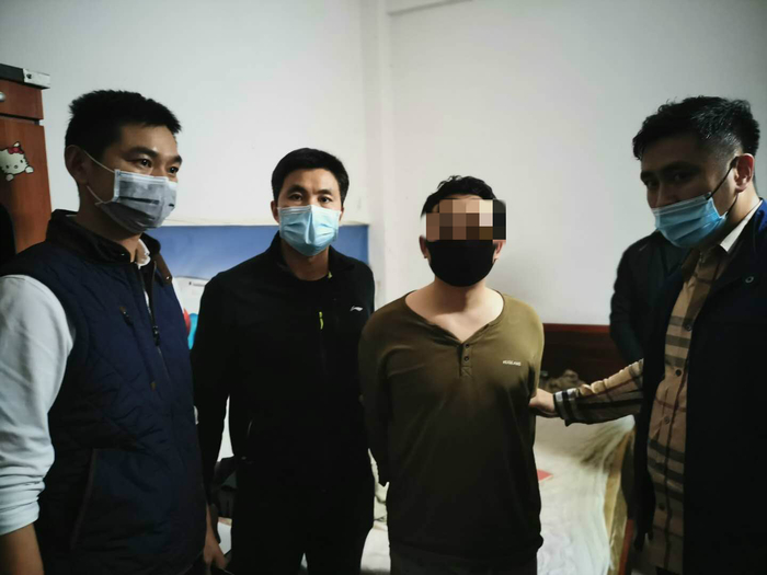 嫌疑人在东莞被警方抓获。  顺德警方 供图