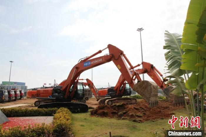 破图动工。中建三局供图