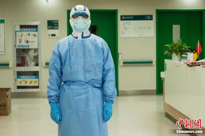 《在武汉》总导演张悦。片方供图