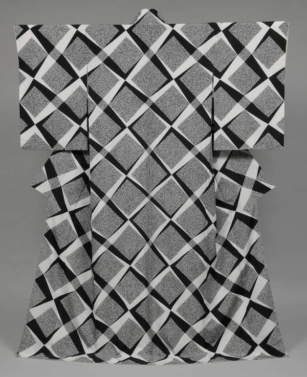 森口邦彦设计的和服，2005年