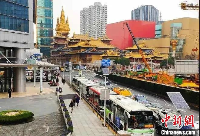     上海地铁14号线静安寺站正式复工。申通地铁集团供图