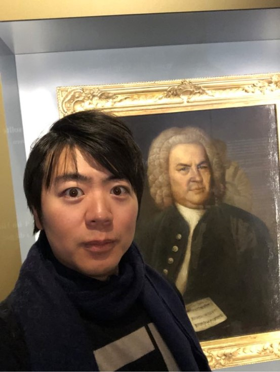 郎朗参观巴赫博物馆