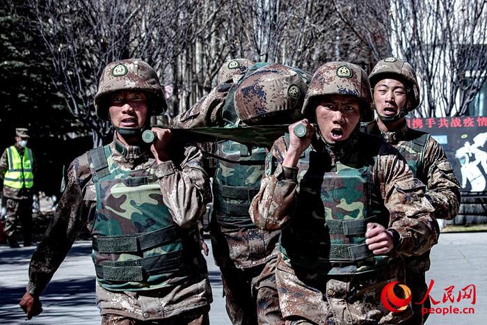 西藏军区某特战旅：雪域高原极限练兵迎春来