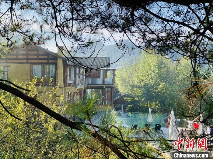 自然乡野高端民宿“五号山谷”。 受访者供图