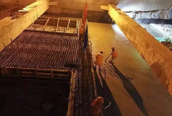 ▲南京地铁5号线九龙湖站现场施工图