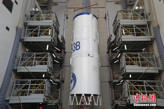 图为执行此次北斗卫星发射任务的长征三号乙火箭。肖国军 摄
