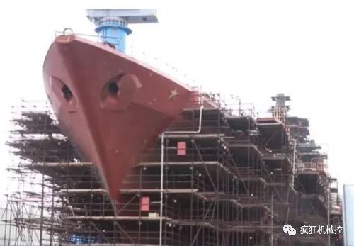 ▲“纳希莫夫海军上将”号巡洋舰