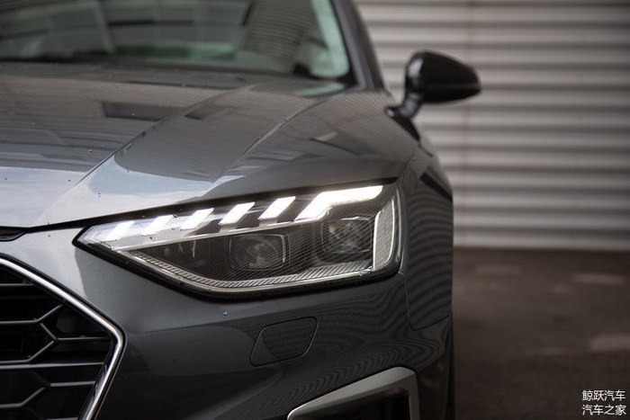 矩阵式 LED 前大灯