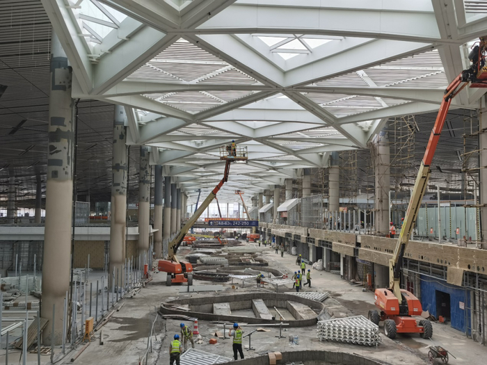 美兰国际机场二期工程项目施工现场&nbsp;本报记者 齐金钊 摄