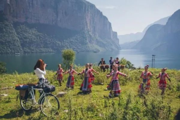 化屋风情（罗园摄）