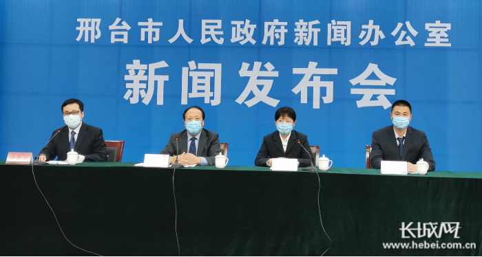 新闻发布会现场。 魏亚慧 摄