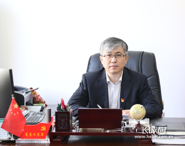 中国邮政储蓄银行衡水市分行党委书记、行长许超。河北金融团工委 供图 