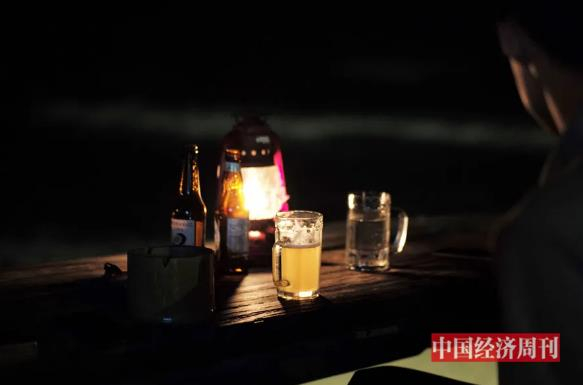 《中国经济周刊》首席摄影记者  肖翊 | 摄