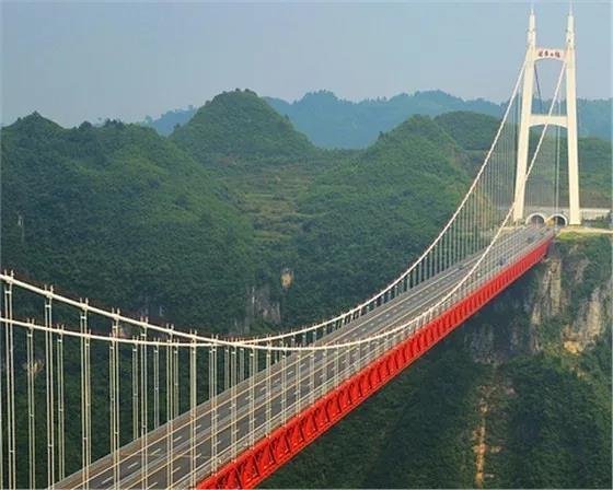悬索桥是卡门涡街最为偏爱的桥梁(图片来源:中资路桥)