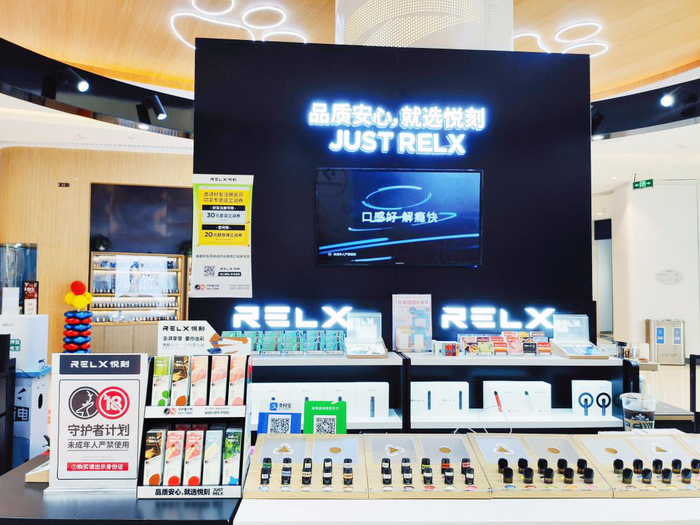 （陈曦的店面一角）