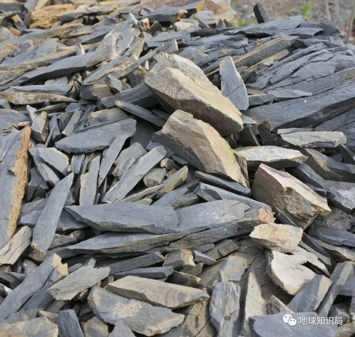 敲碎后的页岩（图片：shutterstock@nikon2888）