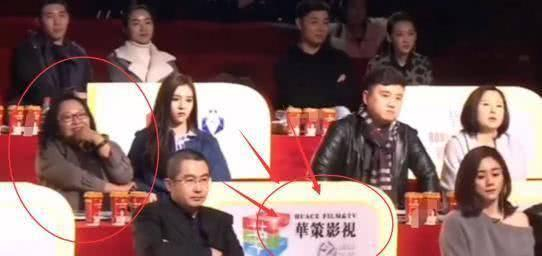 图注：虞书欣面试时，华策老板就是一副宠溺的眼神，图片来源于网络